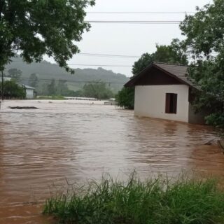 Novos temporais matam quatro pessoas no Rio Grande do Sul