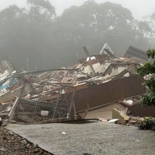 Prédio desaba em Gramado por causa do grande volume de chuvas 