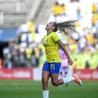 Amistoso: seleção feminina vira 2 vezes contra Japão e vence por 4 a 3