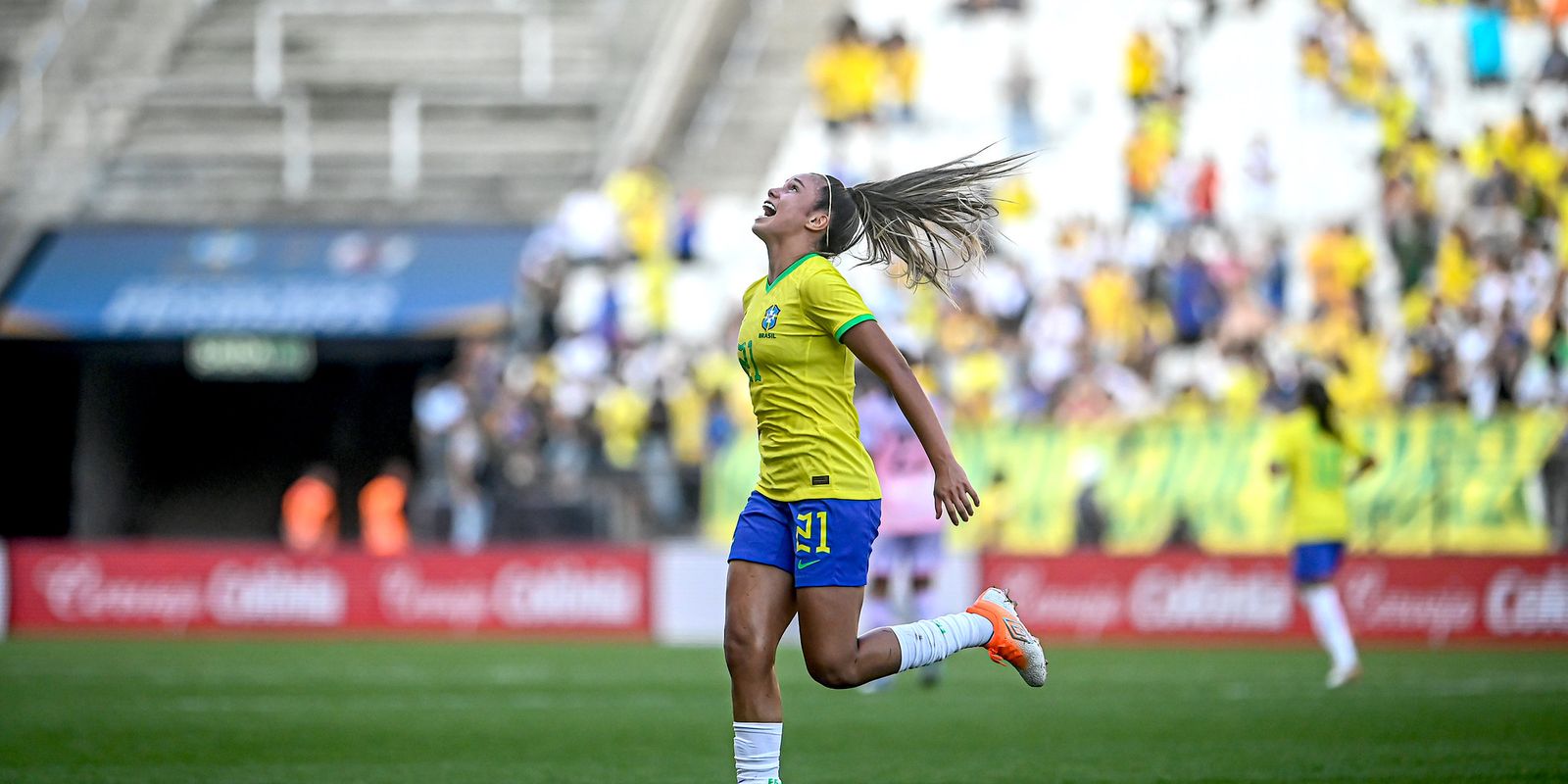 Amistoso: seleção feminina vira 2 vezes contra Japão e vence por 4 a 3