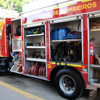 Corpo de Bombeiros encontra menina de 4 anos morta em incêndio em residência