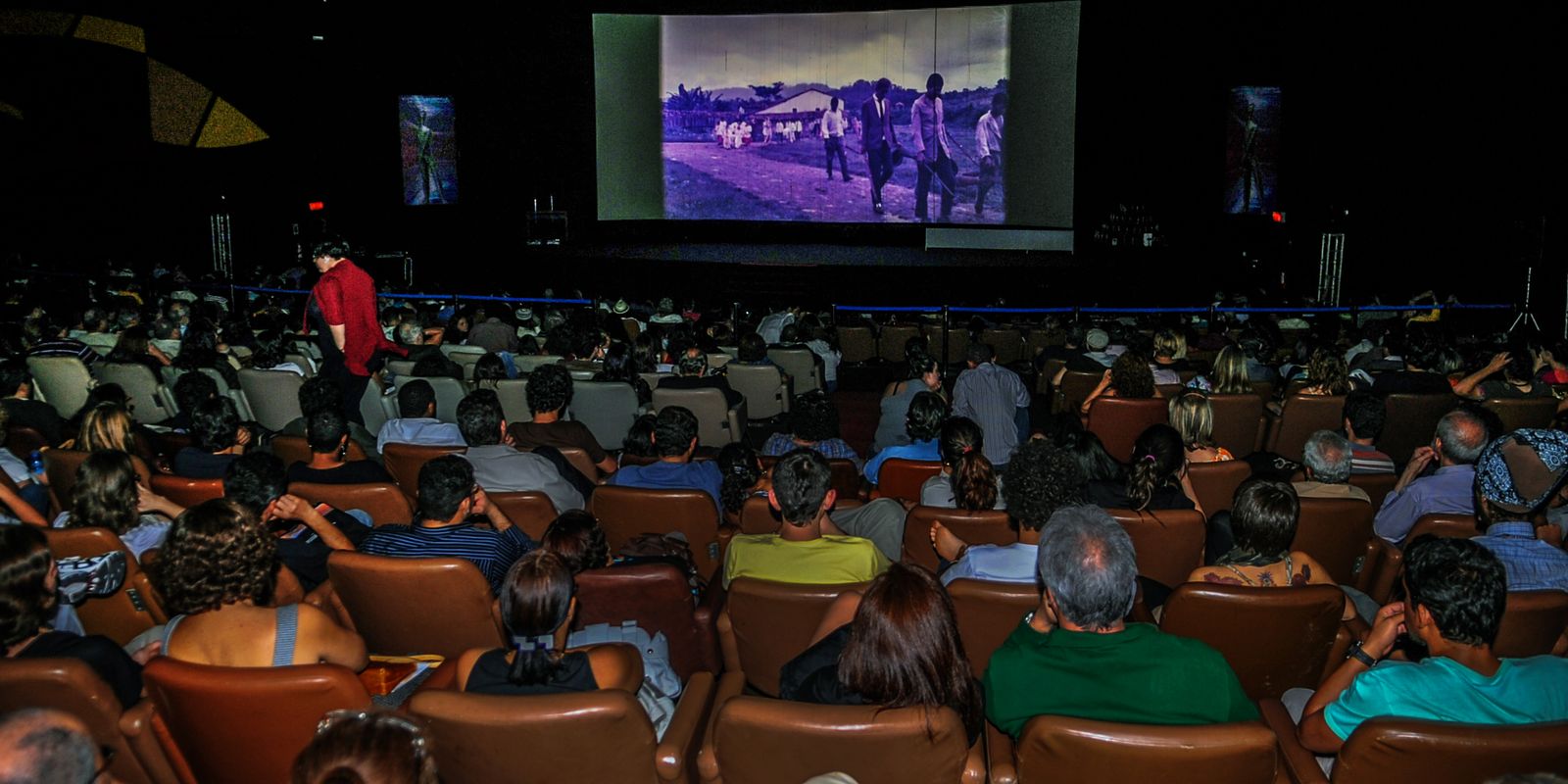 Mostra de Cinema de Tiradentes homenageará atriz Bruna Linzmeyer